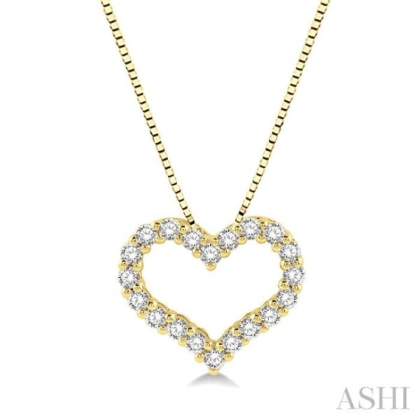 1 4 Ctw Heart Shape Round Cut Diamond Pendant With Chain in 14K Yellow Gold Online Sale