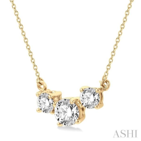 3 4 Ctw Three Stone Round Cut Diamond Necklace in 14K Yellow Gold Online Hot Sale