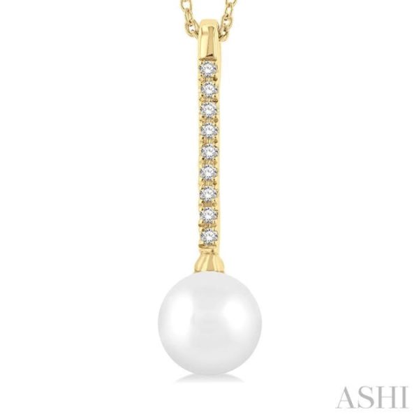 1 10 ctw Petite 7X7 MM Cultured Pearl and Round Cut Diamond Fashion Pendant With Chain in 10K Yellow Gold Supply