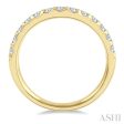 1 2 Ctw Arched Center Round Cut Diamond Wedding Band in 14K Yellow Gold Online