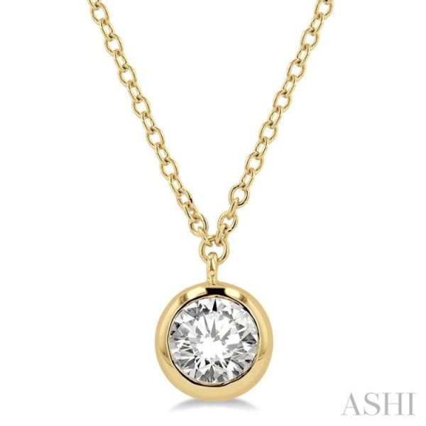 1 2 ctw Round Cut Diamond Necklace in 14K Yellow Gold For Discount