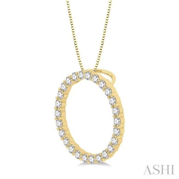 3 4 Ctw Circle of Love Round Cut Diamond Pendant With Chain in 14K Yellow Gold For Discount