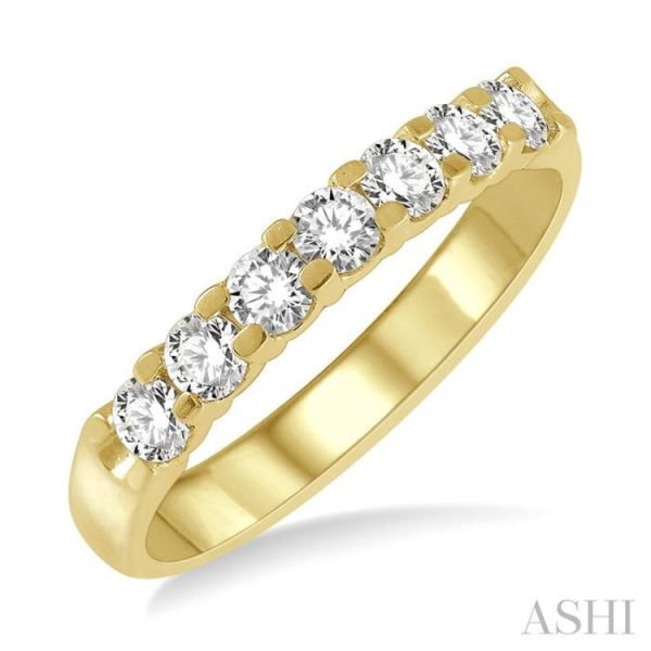 1 2 ctw 7 Stone Round Cut Diamond Wedding Band in 14K Yellow Gold on Sale