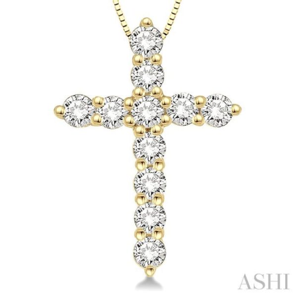 1 2 Ctw Round Cut Diamond Cross Pendant in 14K Yellow Gold with Chain For Sale