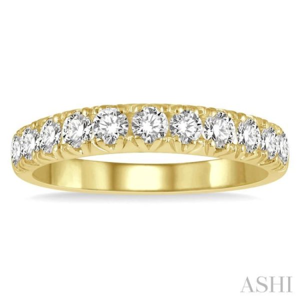 1 2 ctw 11 Stone Round Cut Diamond Wedding Band in 14K Yellow Gold on Sale