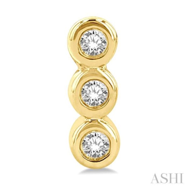 1 10 Ctw Petite Bezel Set Round Cut Diamond Fashion Stud Earring in 10K Yellow Gold For Sale