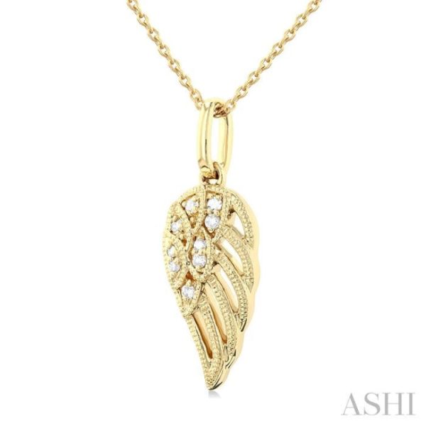 1 20 ctw Petite Angel Wing Round Cut Diamond Fashion Pendant With Chain in 10K Yellow Gold For Sale