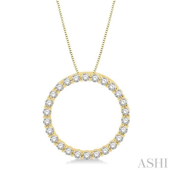 3 4 Ctw Circle of Love Round Cut Diamond Pendant With Chain in 14K Yellow Gold For Discount