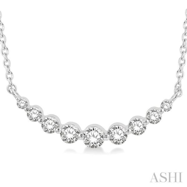 1 2 Ctw Diamond Smile Necklace in 14K White Gold For Discount