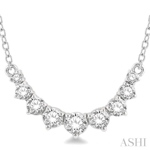 1 2 Ctw Graduated Diamond Smile Necklace in 14K White Gold Online now