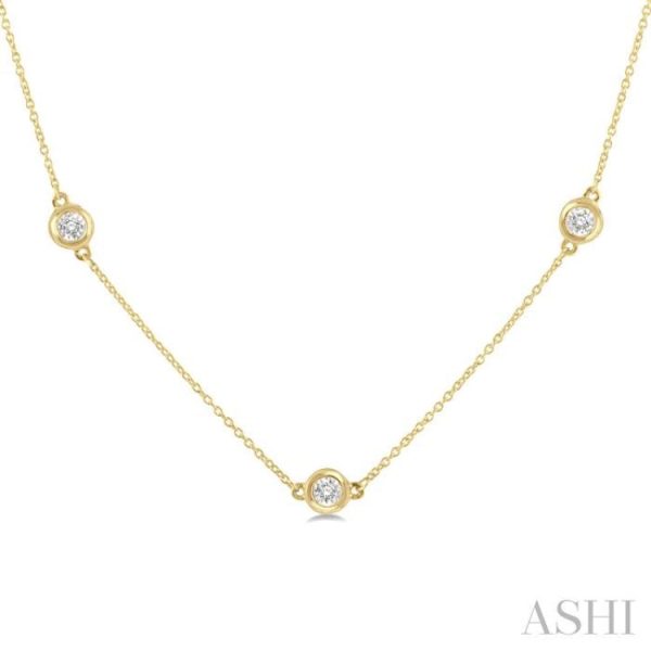 1 10 Ctw Round Cut Diamond Station Necklace in 10K Yellow Gold Sale