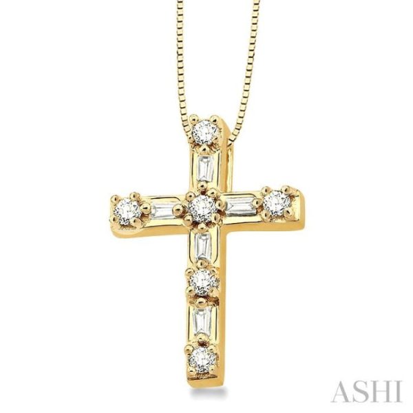 1 4 Ctw Diamond Cross Pendant in 14K Yellow Gold with chain For Cheap