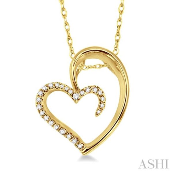 1 10 Ctw Round Cut Diamond Heart Shape Pendant in 14K Yellow Gold with Chain Supply