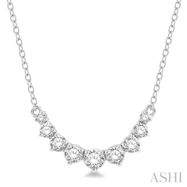 1 2 Ctw Graduated Diamond Smile Necklace in 14K White Gold Online now