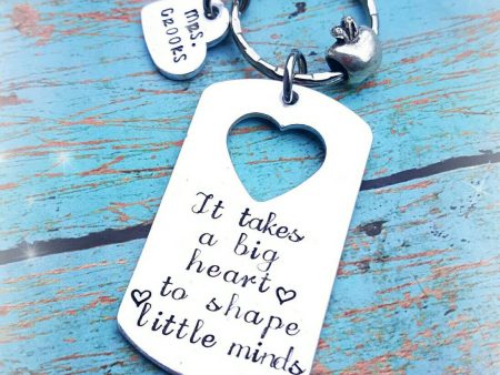 Teacher Keychain * It takes a big heart to shape little minds * Apple * Teacher Gift * End of the year gift * Kindergarten Teacher Gift Discount